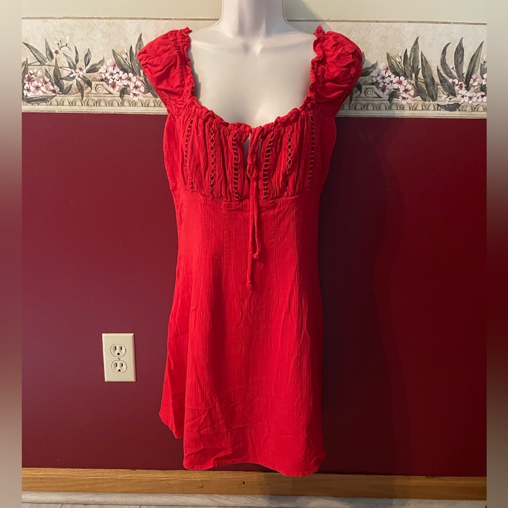 Red Women's Peasant Neckline dress